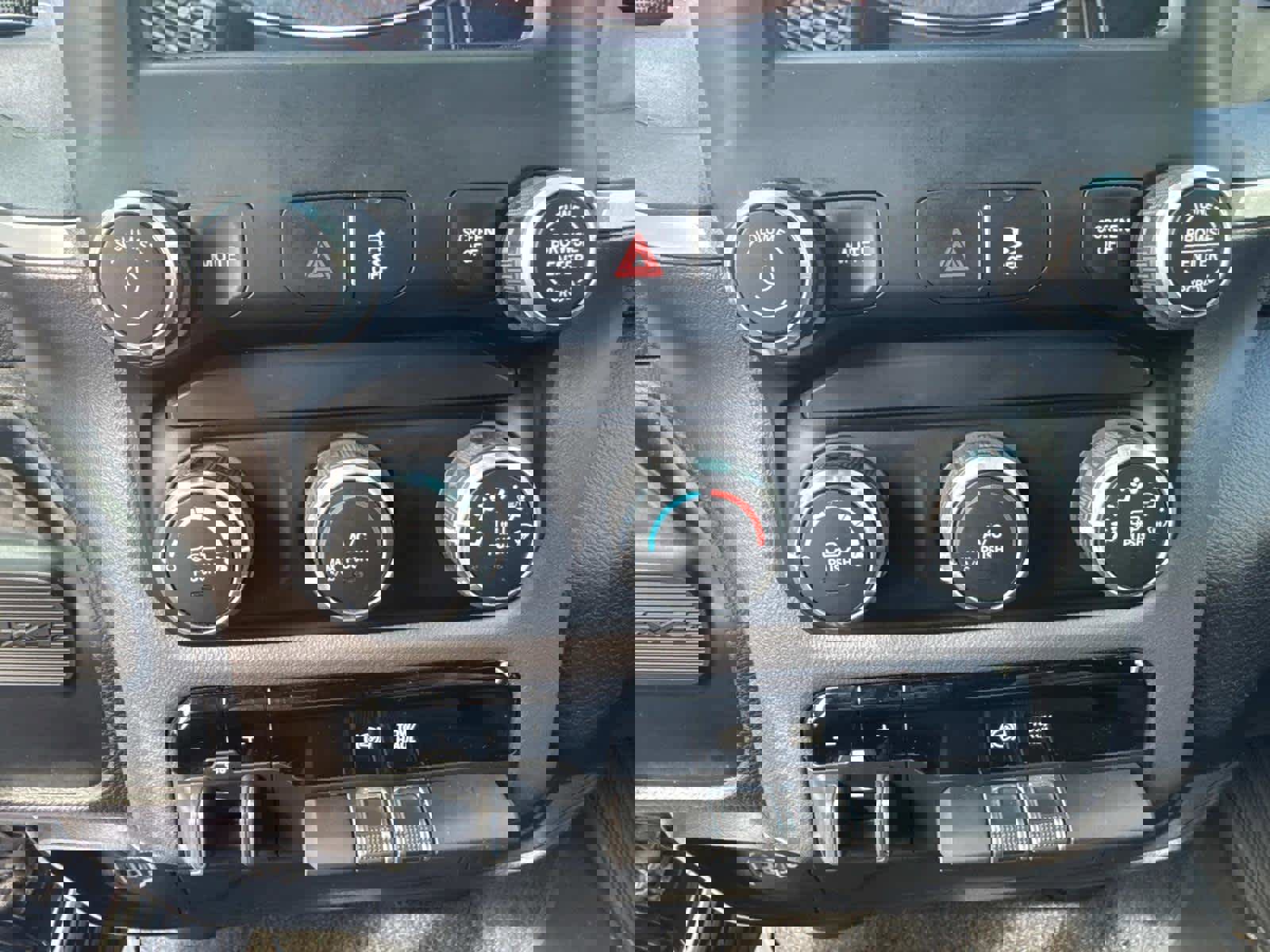 Used 2024 RAM 3500 Big Horn image 43