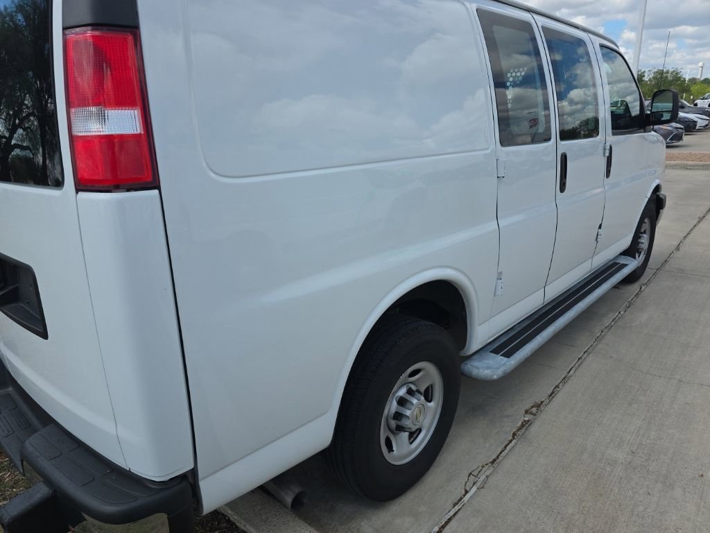 Used 2024 Chevrolet Express 2500 w/ Driver Convenience Package image 3