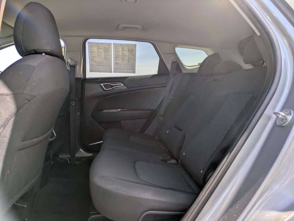 Used 2023 Kia Sportage LX FWD image 14