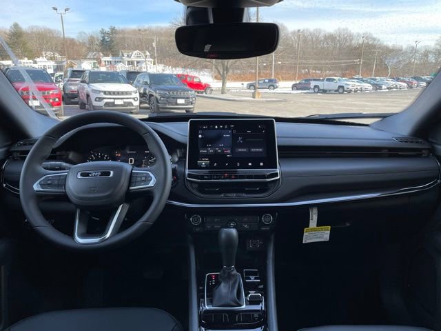 New 2026 Jeep Compass Latitude AWD/4WD image 12