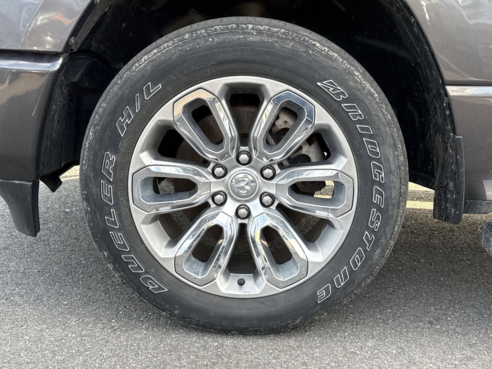 Used 2023 RAM 1500 Laramie image 12