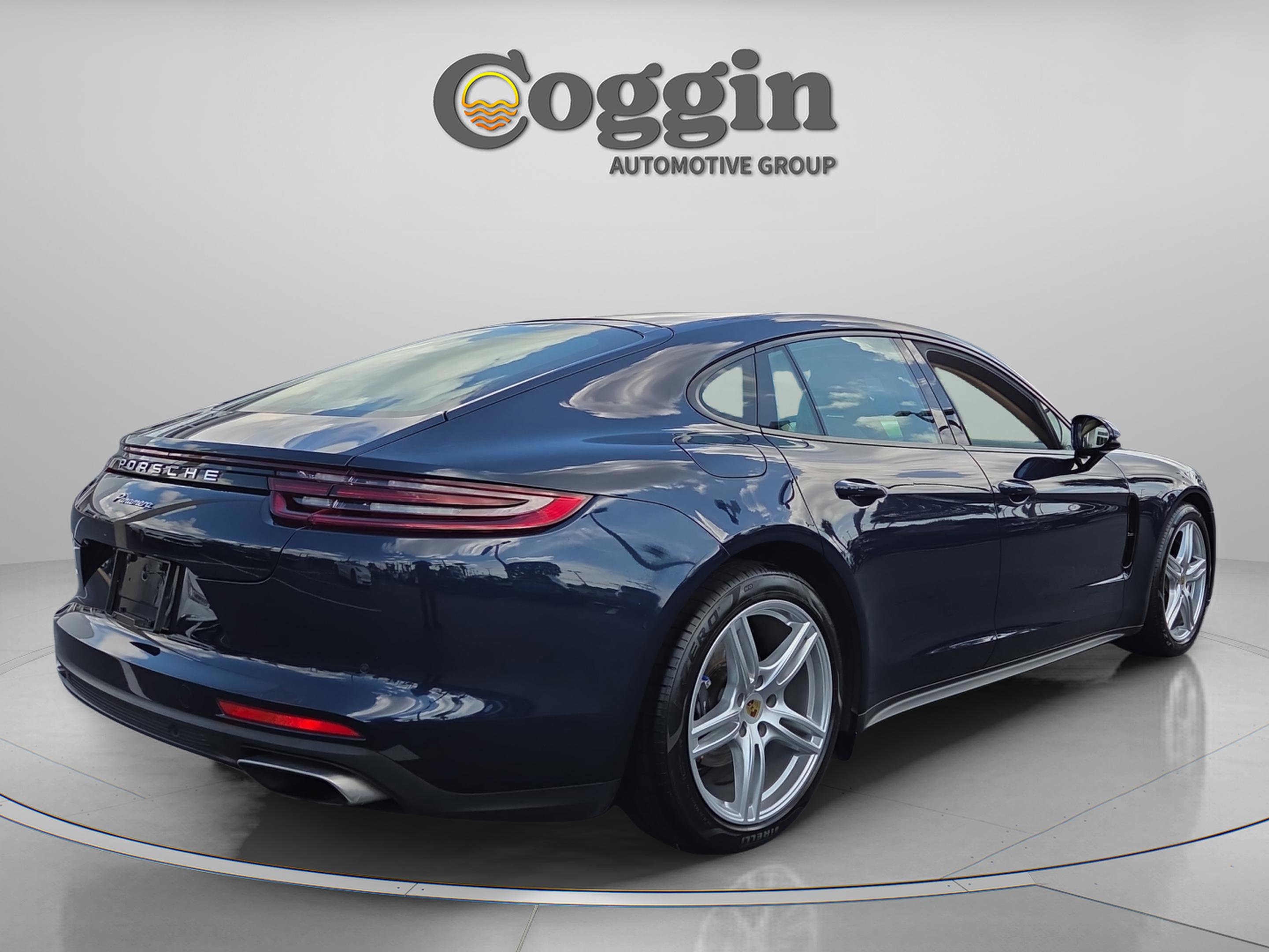 Used 2019 Porsche Panamera 4 AWD/4WD image 5