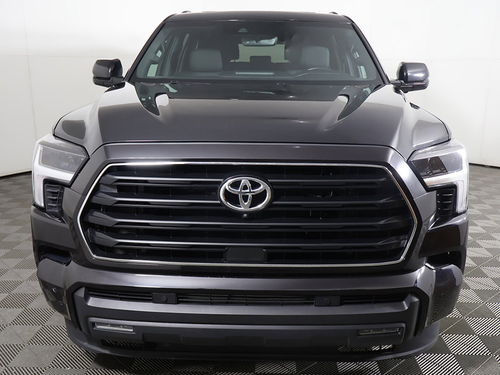 Used 2025 Toyota Sequoia SR5 AWD/4WD image 12