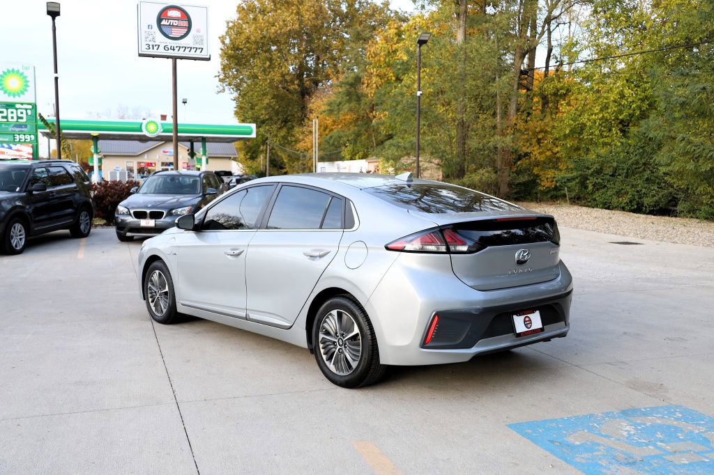 Used 2020 Hyundai Ioniq SEL image 5