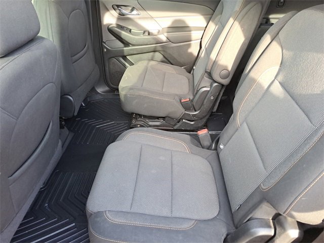 Used 2020 Chevrolet Traverse LT image 25