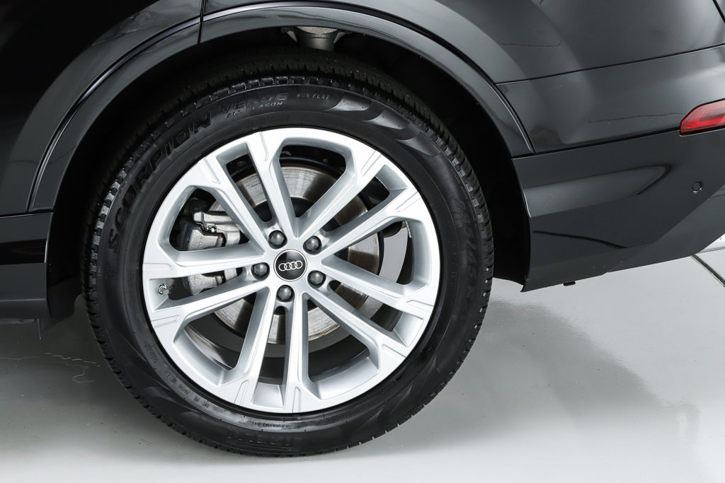 Used 2025 Audi Q7 3.0T Premium Plus AWD/4WD image 51