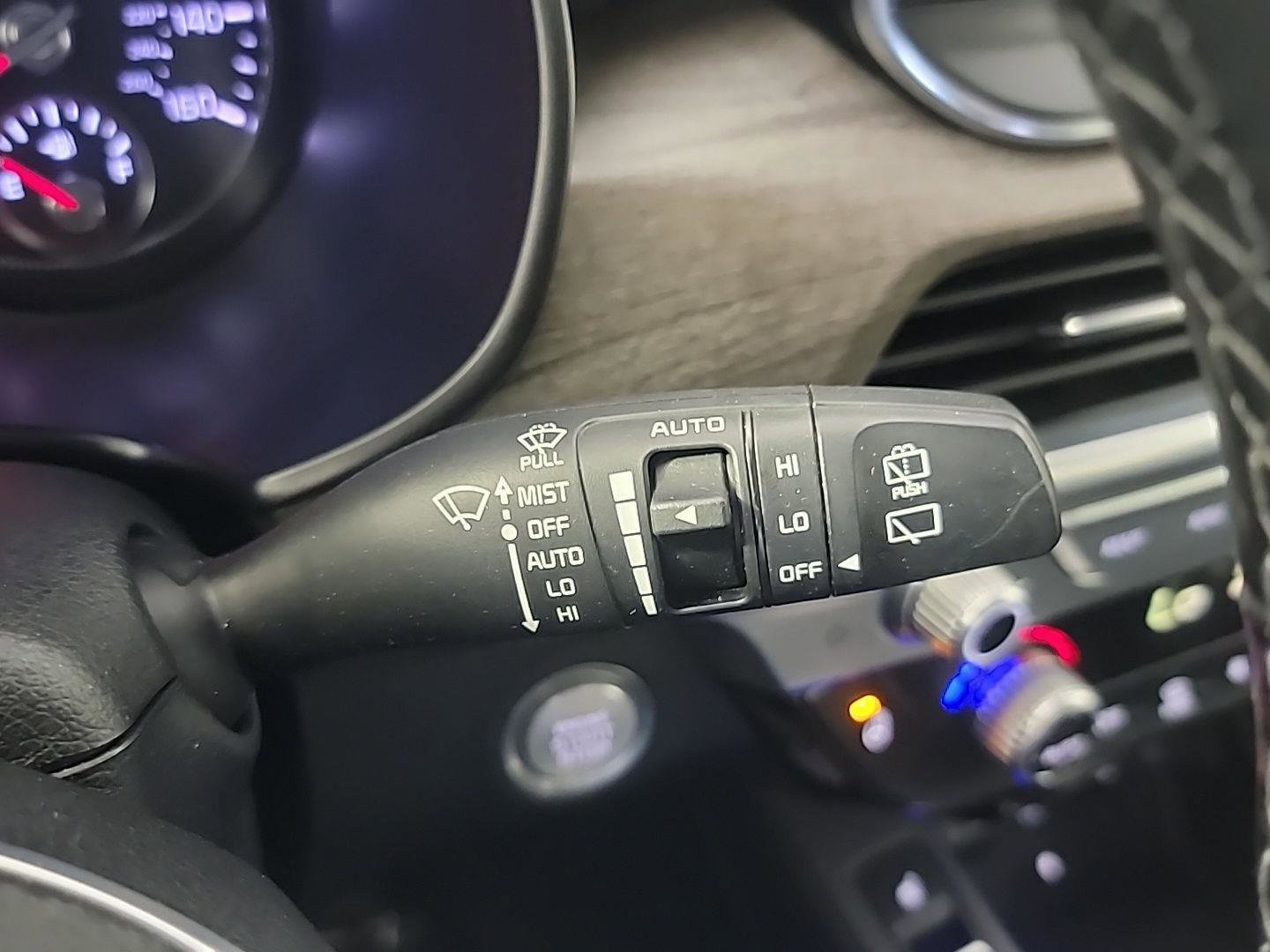 Used 2020 Kia Telluride SX w/ SX Prestige Package AWD/4WD image 37