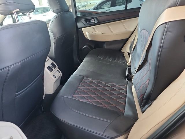 Used 2019 Subaru Outback 3.6R Limited AWD/4WD image 9
