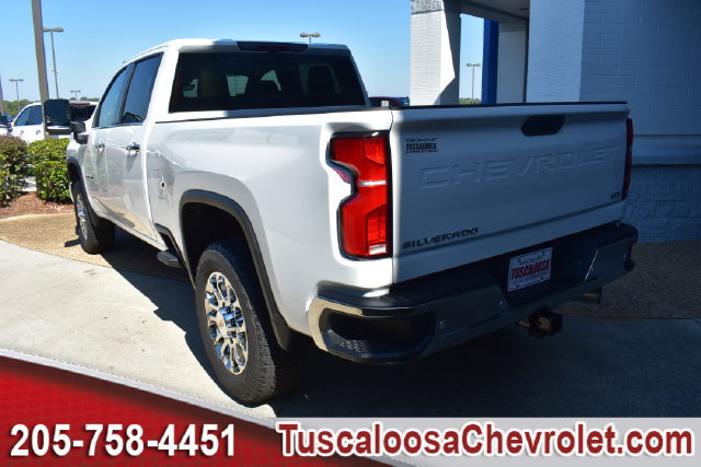 New 2026 Chevrolet Silverado 2500 LTZ w/ LTZ Premium Package AWD/4WD image 7