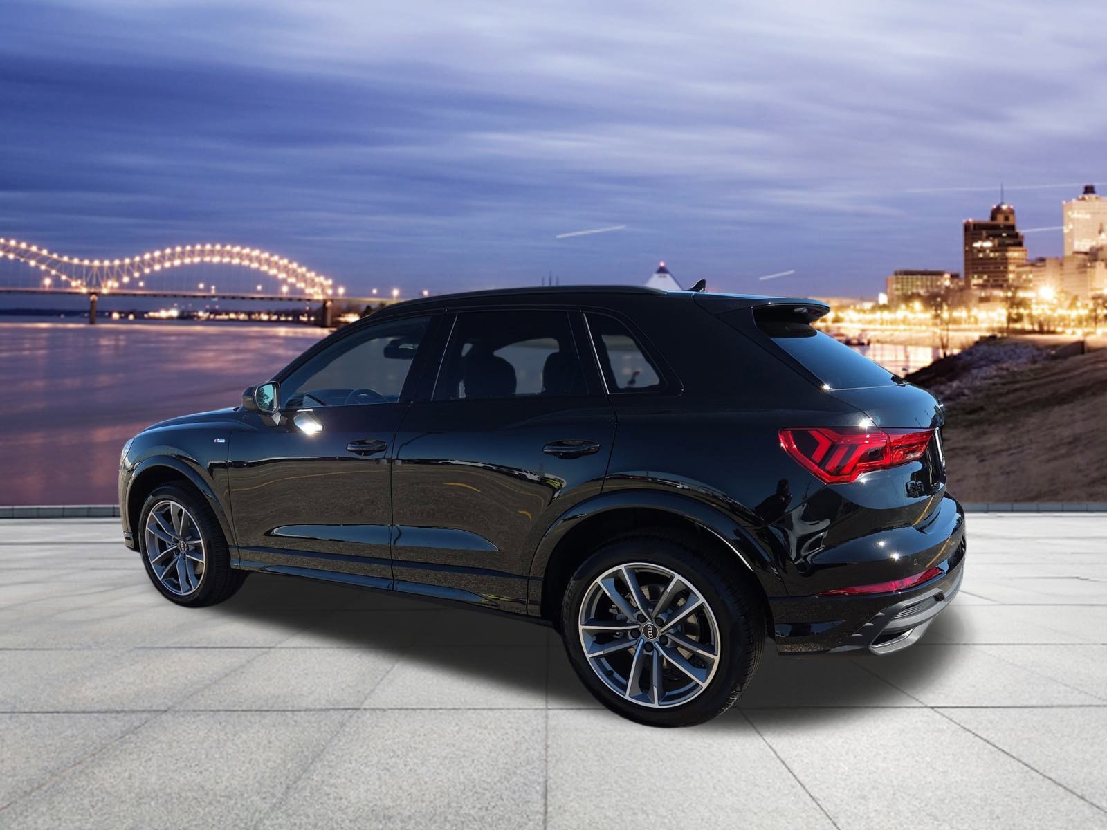 Certified 2025 Audi Q3 2.0T Premium w/ Convenience Package image 3