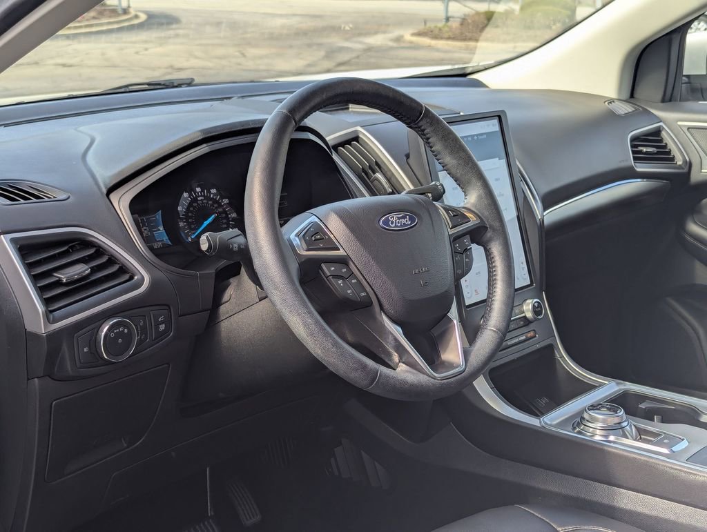 Used 2022 Ford Edge SEL w/ Convenience Package image 9