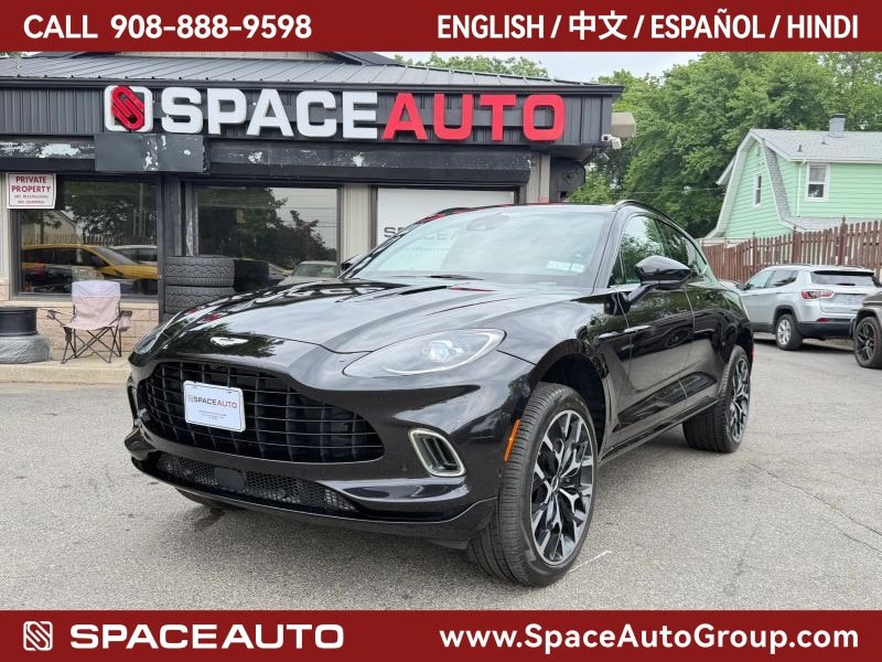 Used 2021 Aston Martin DBX AWD/4WD image 1