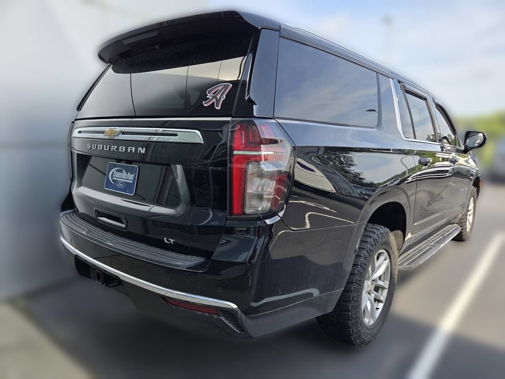 Used 2022 Chevrolet Suburban LT AWD/4WD image 8