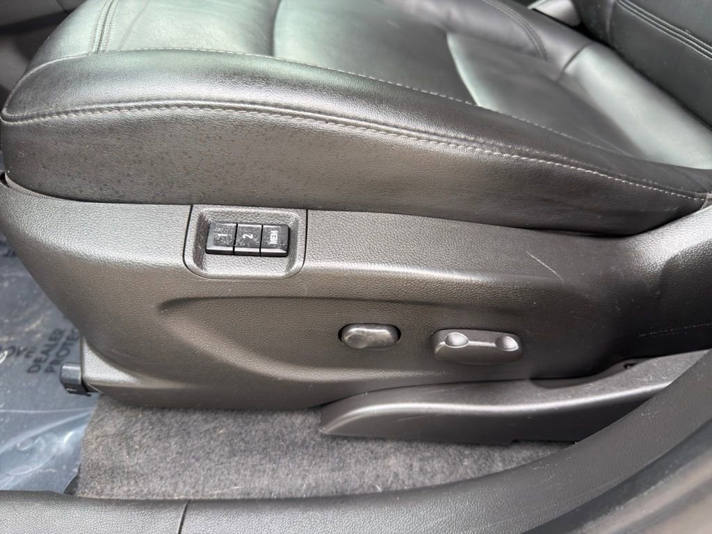 Used 2017 Buick Encore Essence AWD/4WD image 7