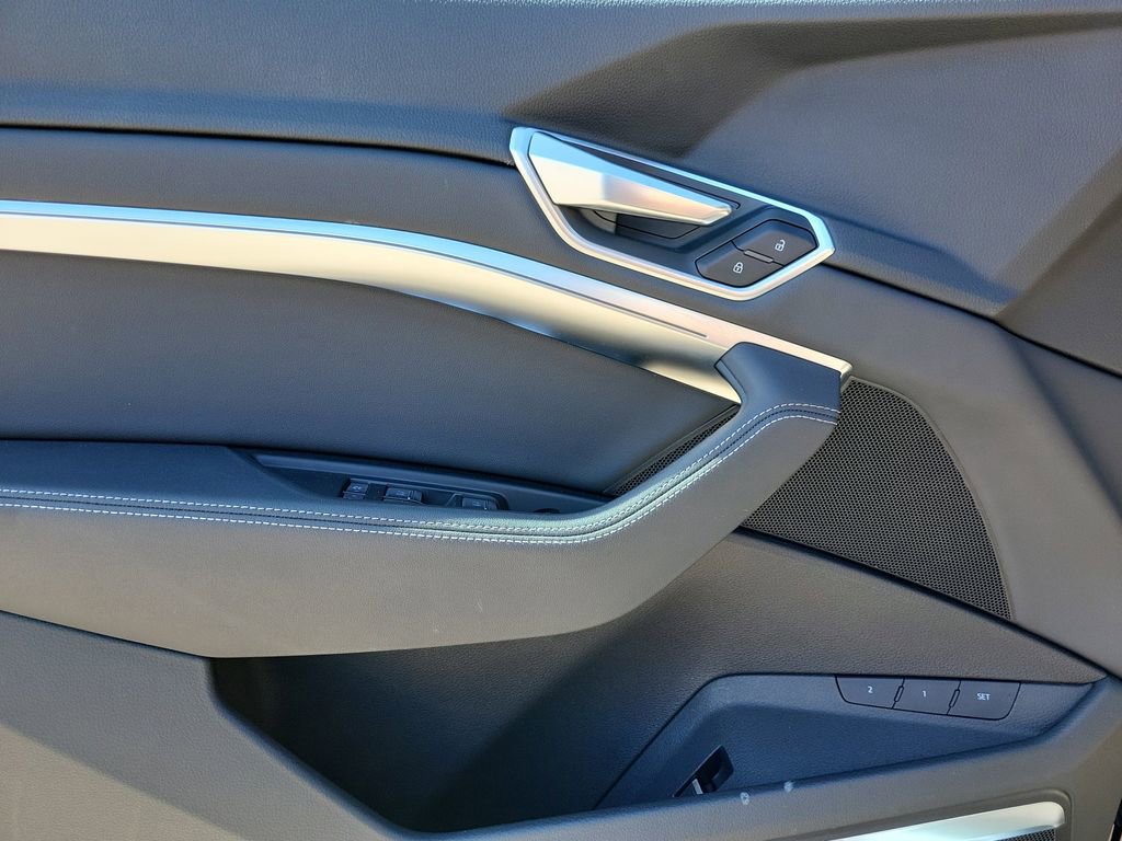 Used 2019 Audi e-tron Premium Plus AWD/4WD image 9