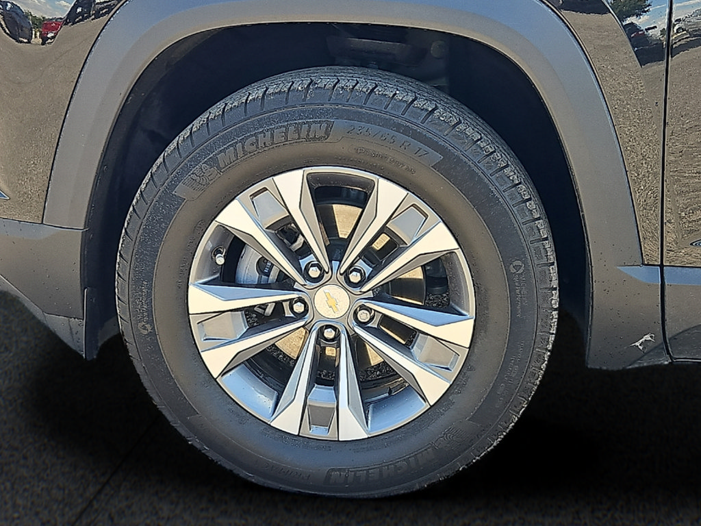 Used 2025 Chevrolet Equinox LT w/ Convenience Package II AWD/4WD image 8