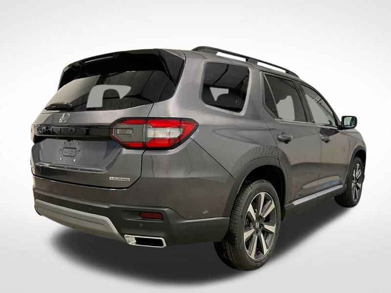 Used 2024 Honda Pilot Touring image 9