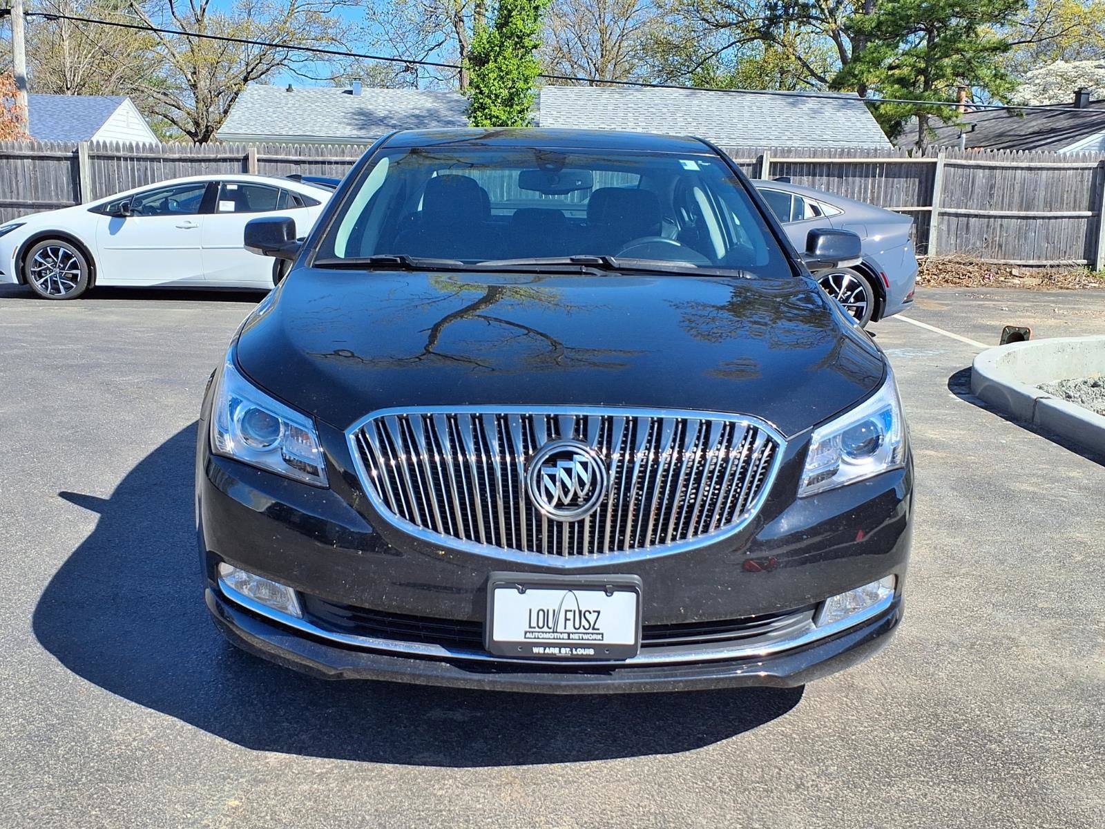Used 2016 Buick LaCrosse Premium image 31