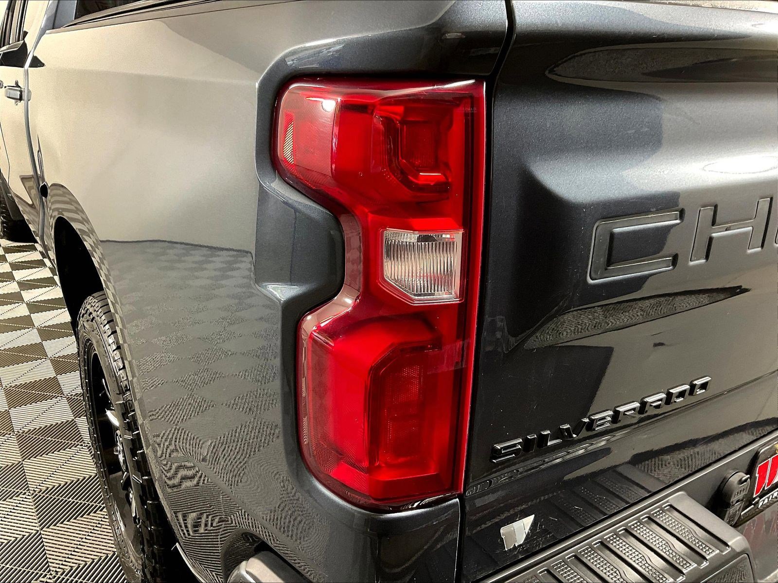 Used 2020 Chevrolet Silverado 1500 RST w/ All-Star Edition AWD/4WD image 23