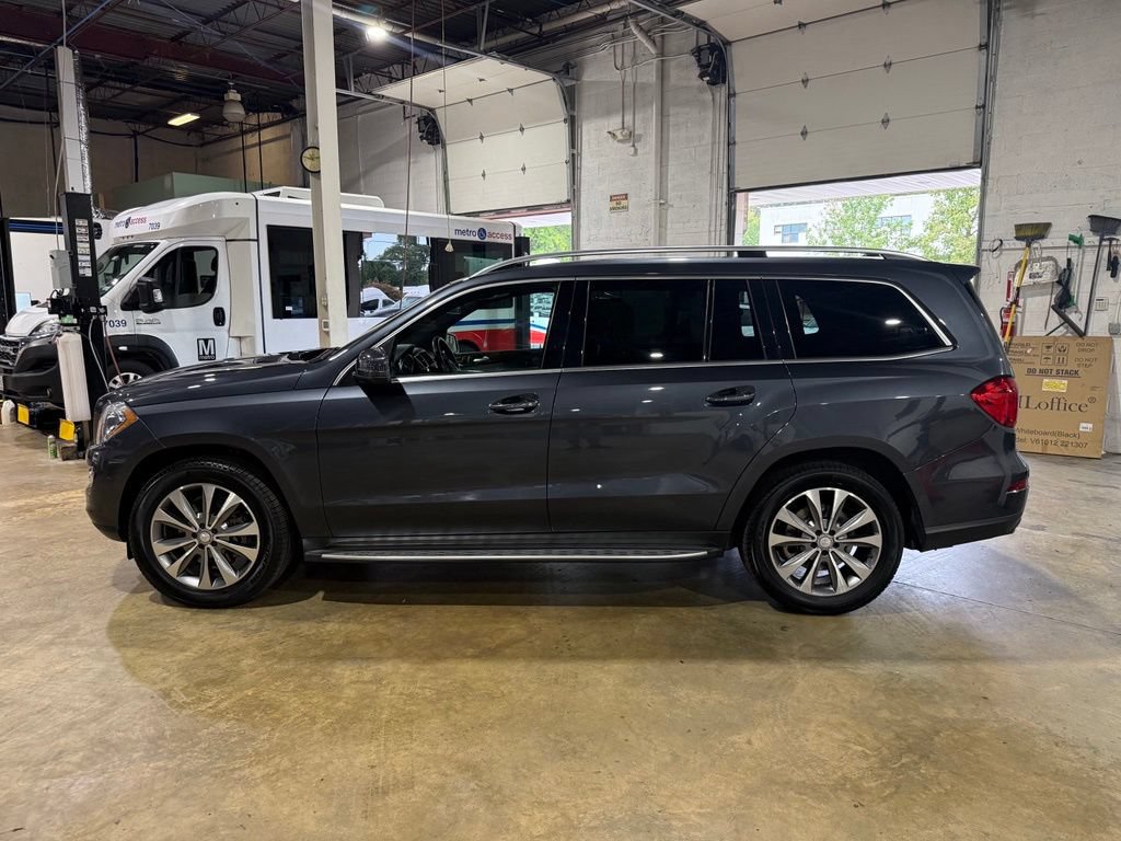 Used 2015 Mercedes-Benz GL 450 4MATIC image 5