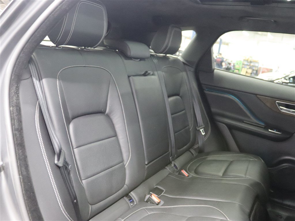 Used 2019 Jaguar F-PACE S AWD/4WD image 22