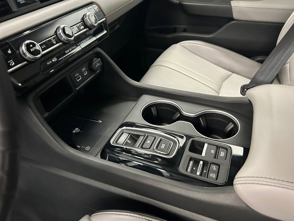 Certified 2024 Honda Pilot Elite image 25