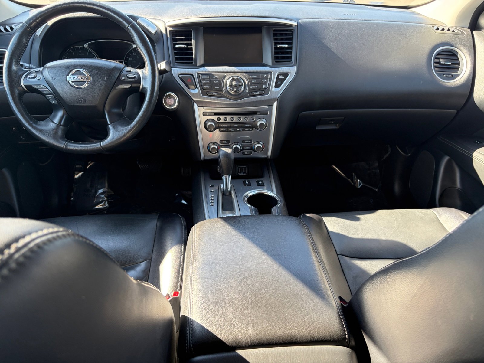 Used 2018 Nissan Pathfinder SL AWD/4WD image 18