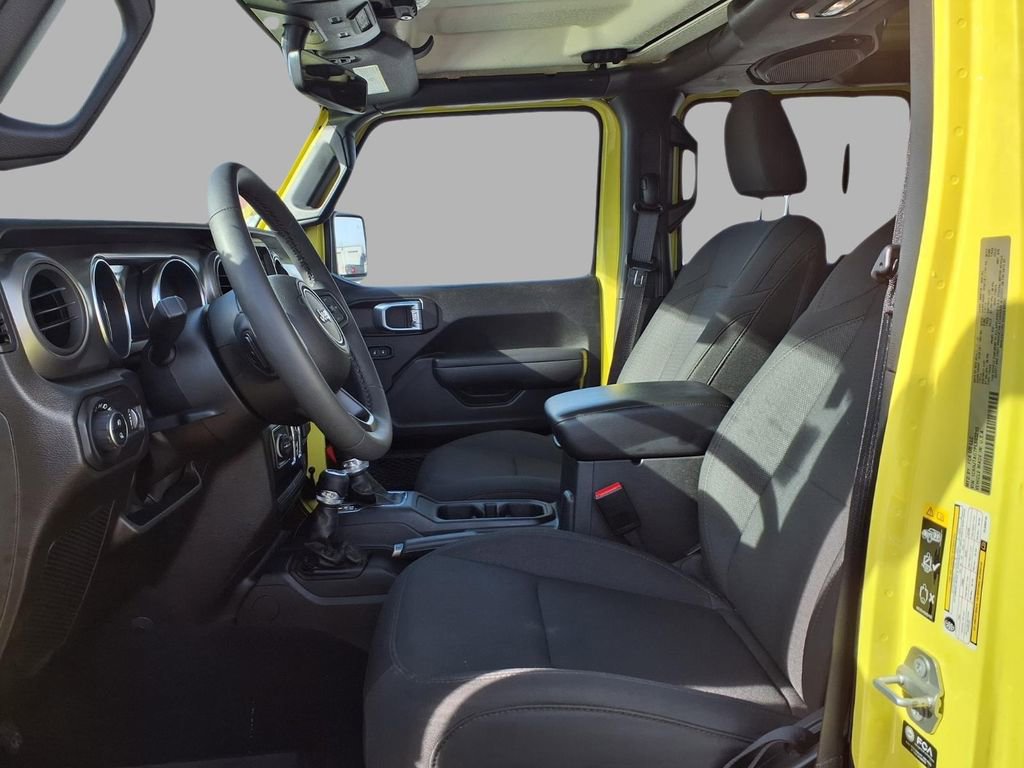 Certified 2023 Jeep Gladiator Sport image 22