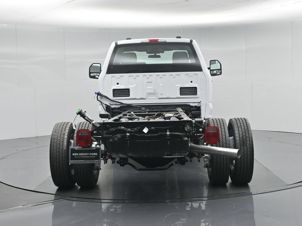 New 2026 Ford F450 XL w/ XL Chrome Package RWD image 17