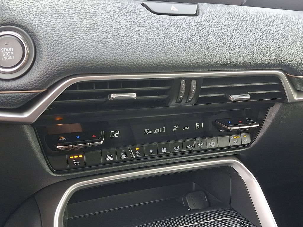 Used 2024 MAZDA CX-90 3.3 Turbo w/ Preferred Plus image 18