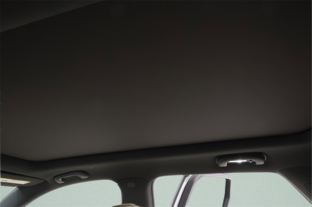 Used 2018 Cadillac XT5 Luxury image 9