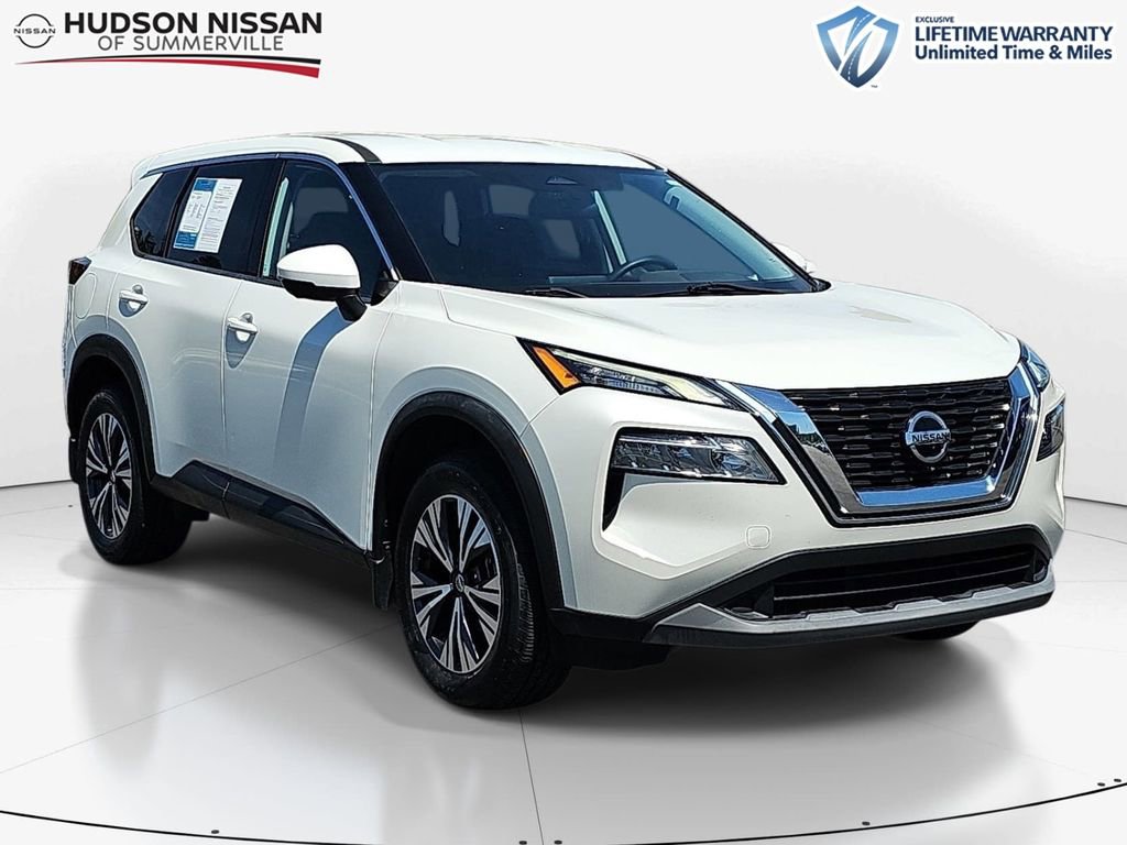 Used 2021 Nissan Rogue SV FWD image 1