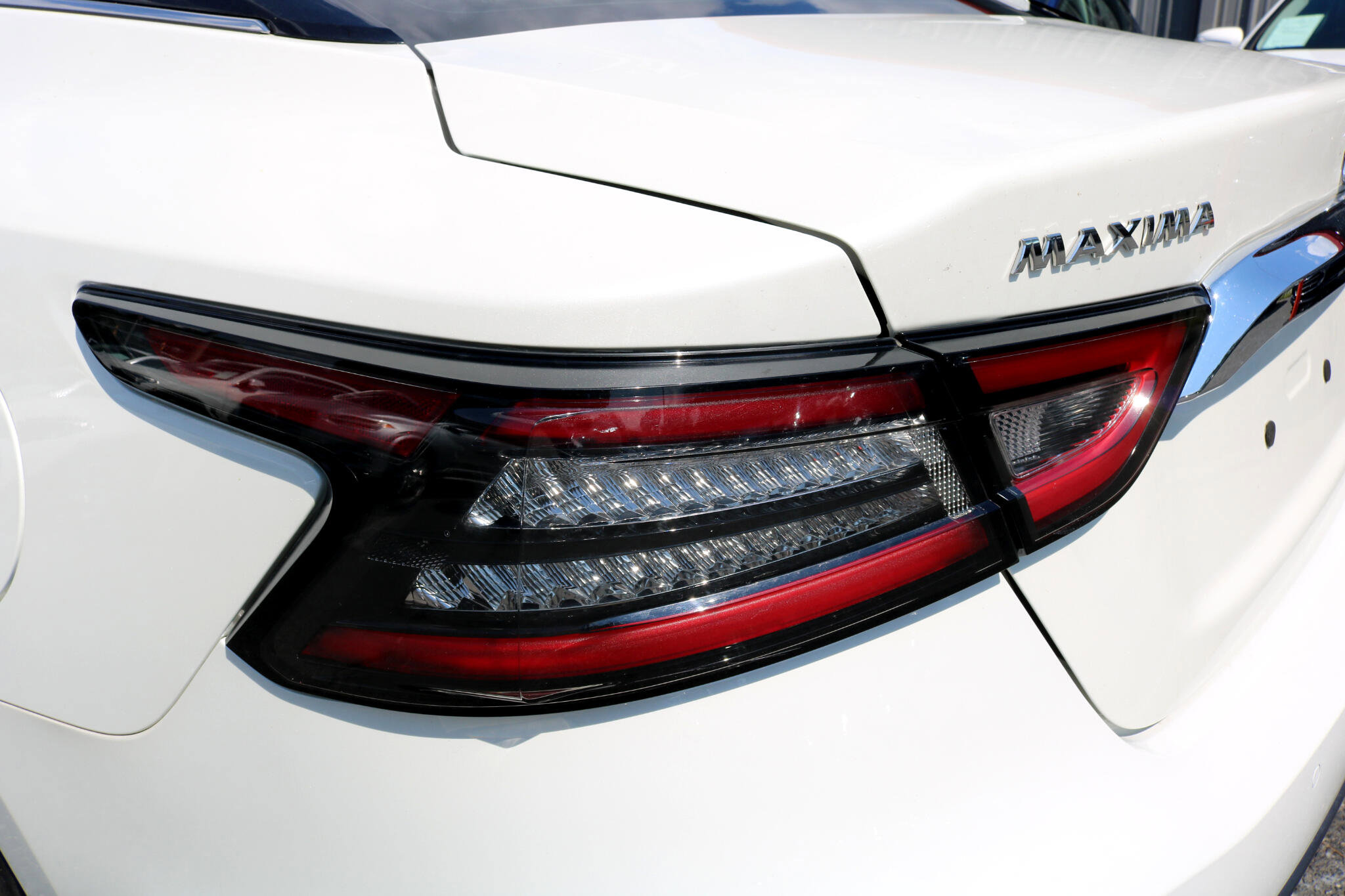 Used 2022 Nissan Maxima SV w/ Floor Mat Group image 11