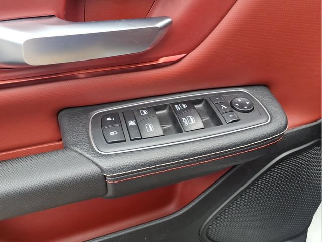 Used 2019 RAM 1500 Rebel AWD/4WD image 16