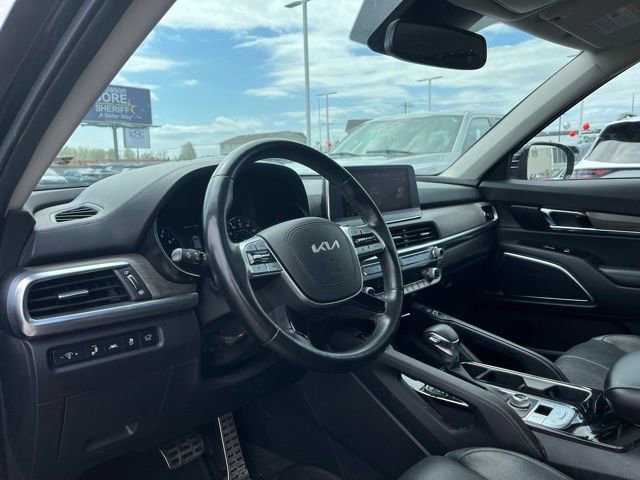 Certified 2022 Kia Telluride SX w/ Nightfall Edition Package AWD/4WD image 20