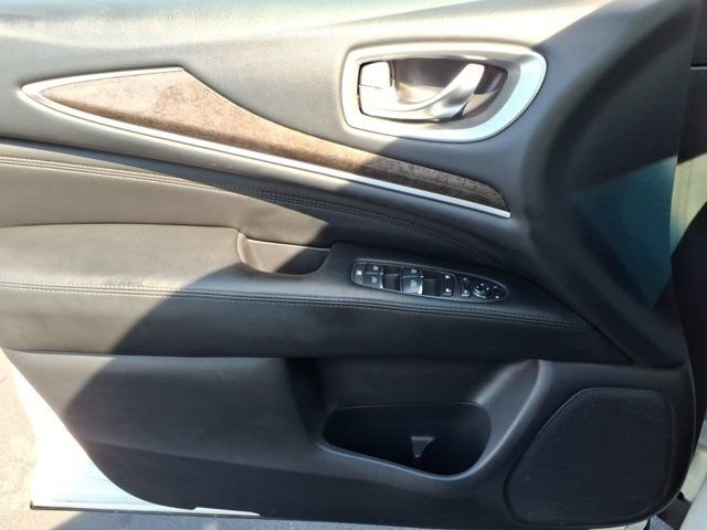 Used 2015 INFINITI QX60 Luxe AWD/4WD image 23