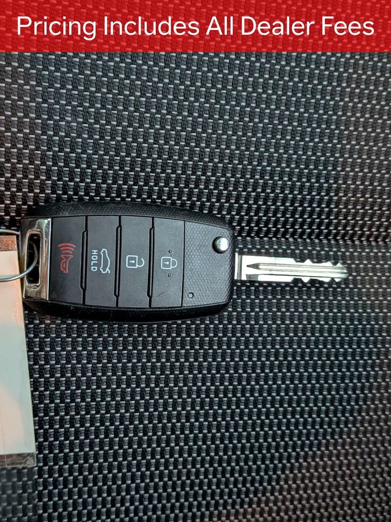 Used 2017 Kia Forte LX FWD image 27