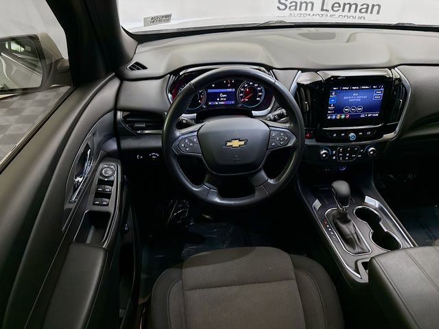 Used 2022 Chevrolet Traverse LT image 22