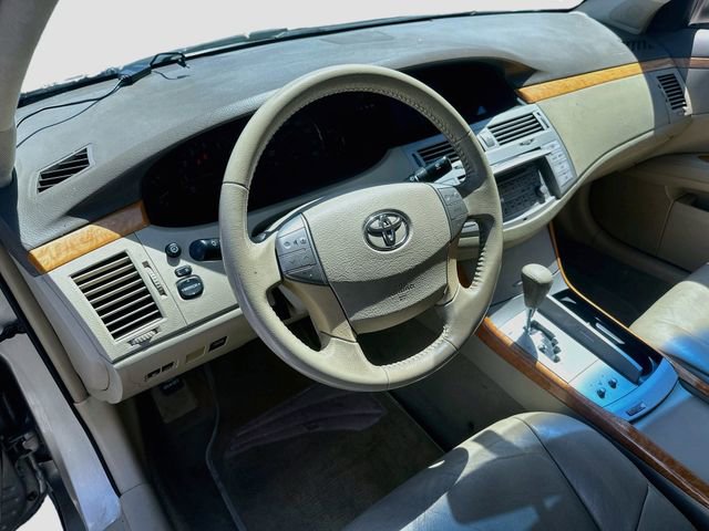 Used 2007 Toyota Avalon XLS FWD image 10