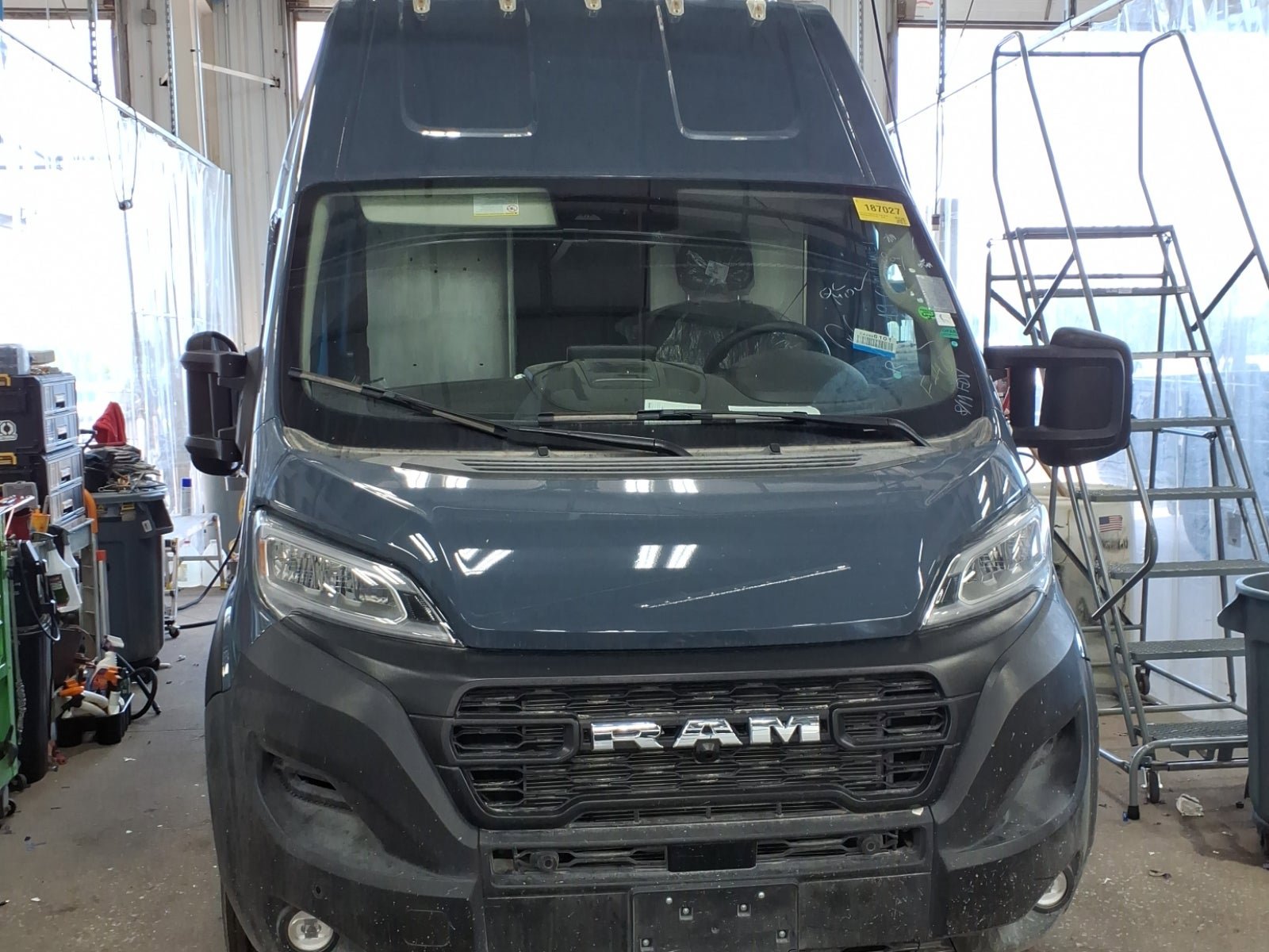 Used 2024 RAM ProMaster 3500 FWD image 3