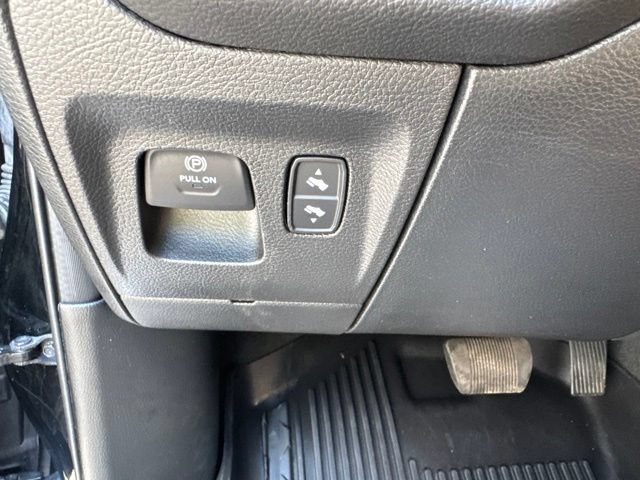 Used 2023 RAM 1500 Laramie AWD/4WD image 38