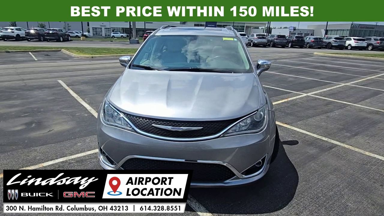 Used 2020 Chrysler Pacifica Limited image 3