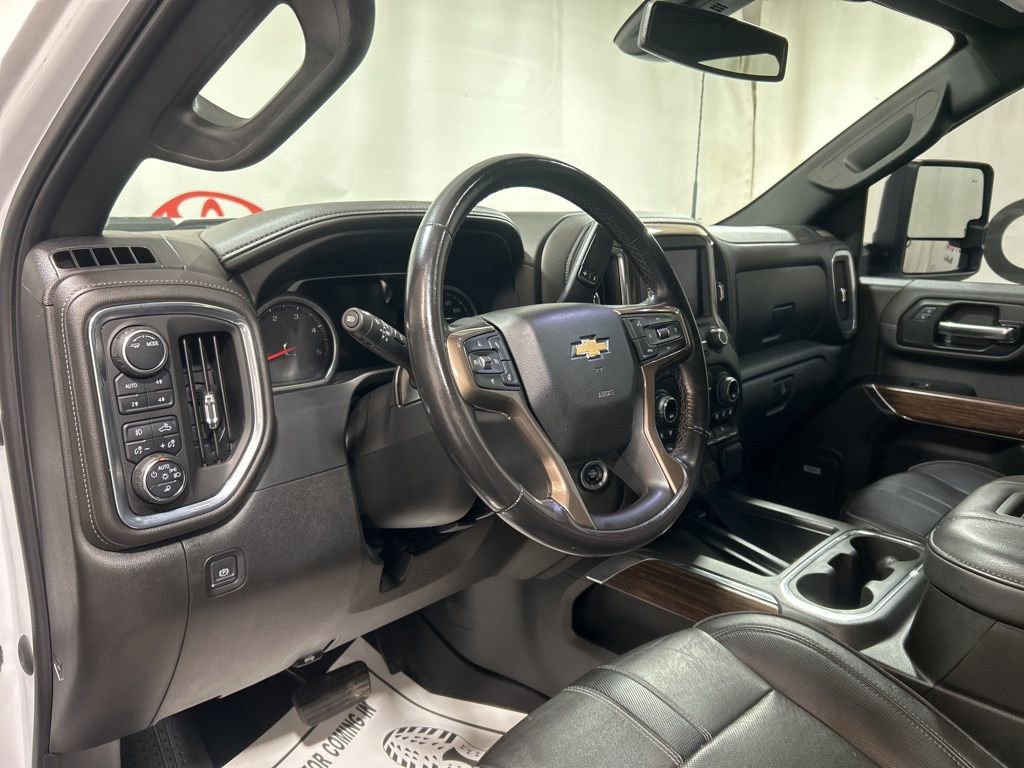 Used 2022 Chevrolet Silverado 2500 High Country w/ Safety Package II image 29