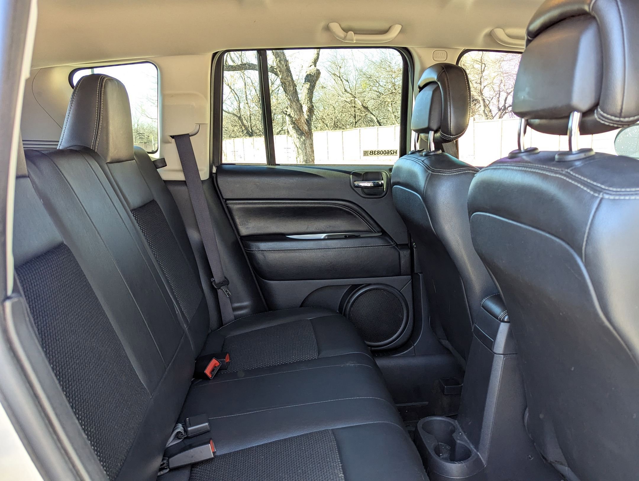 Used 2016 Jeep Compass Latitude image 23