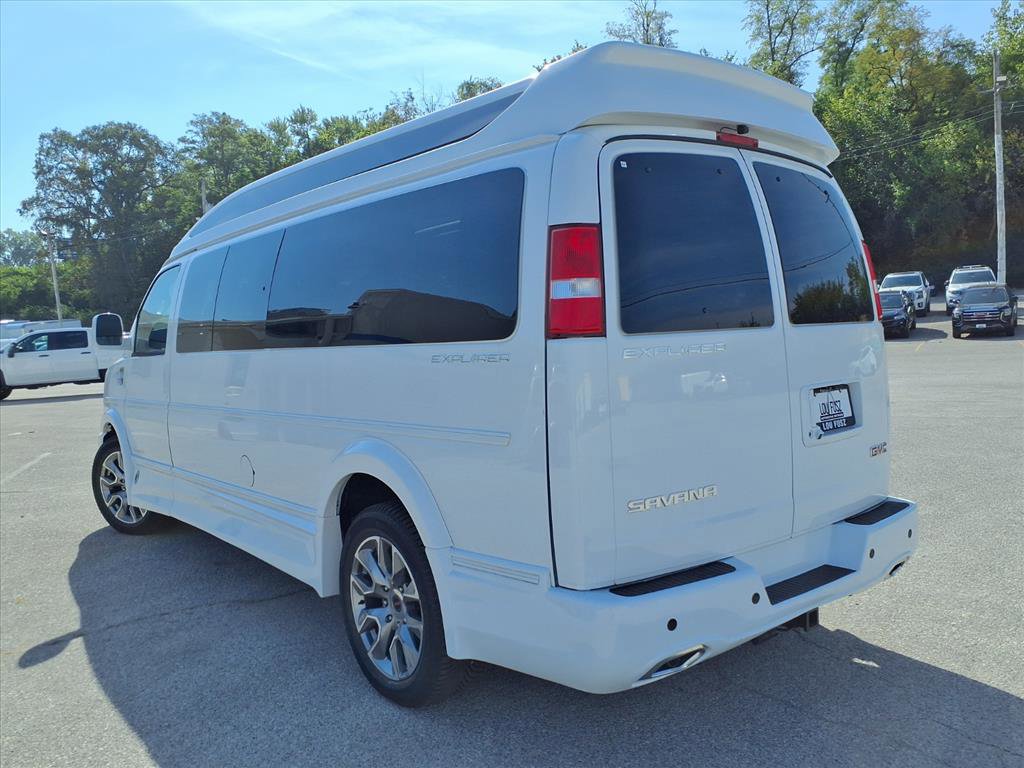 New 2025 GMC Savana 2500 Work Van w/ Driver Convenience Package image 33