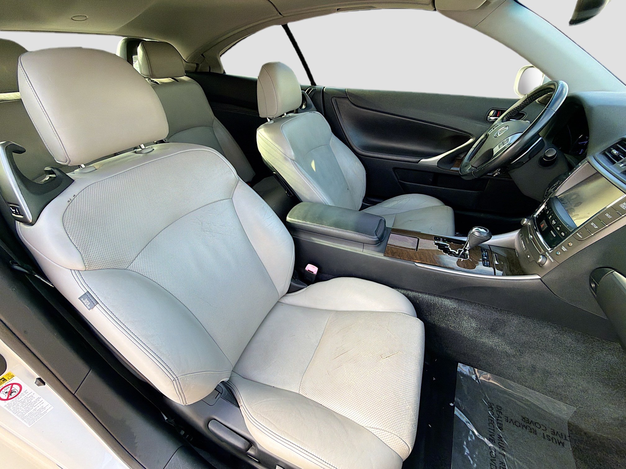 Used 2015 Lexus IS 250C w/ Luxury Package RWD image 14