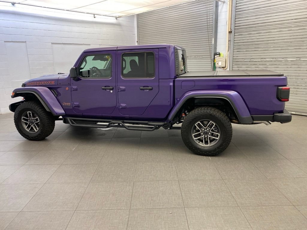 Certified 2026 Jeep Gladiator Mojave AWD/4WD image 6