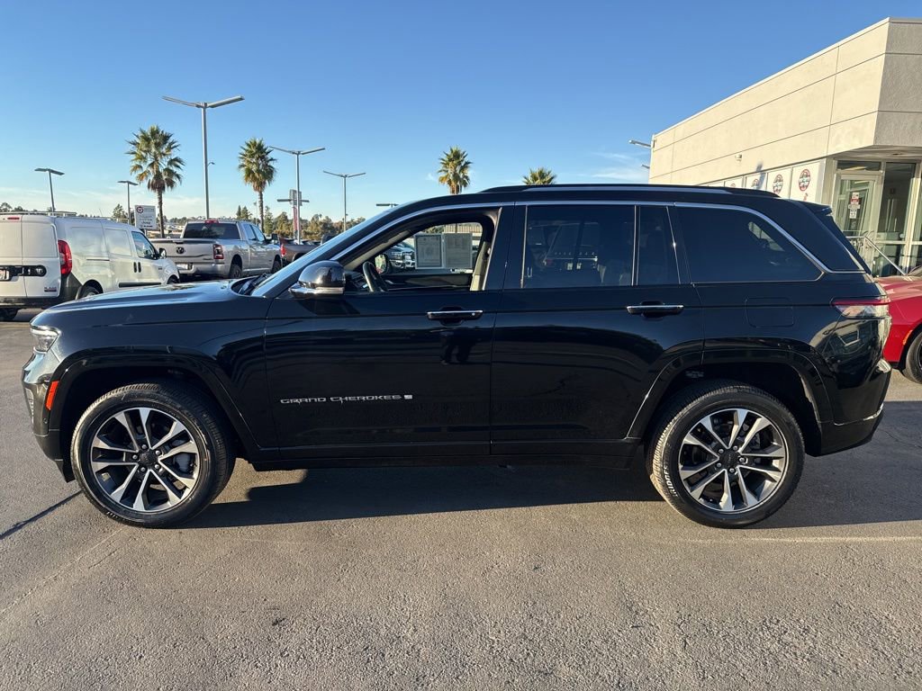Used 2022 Jeep Grand Cherokee Overland image 4
