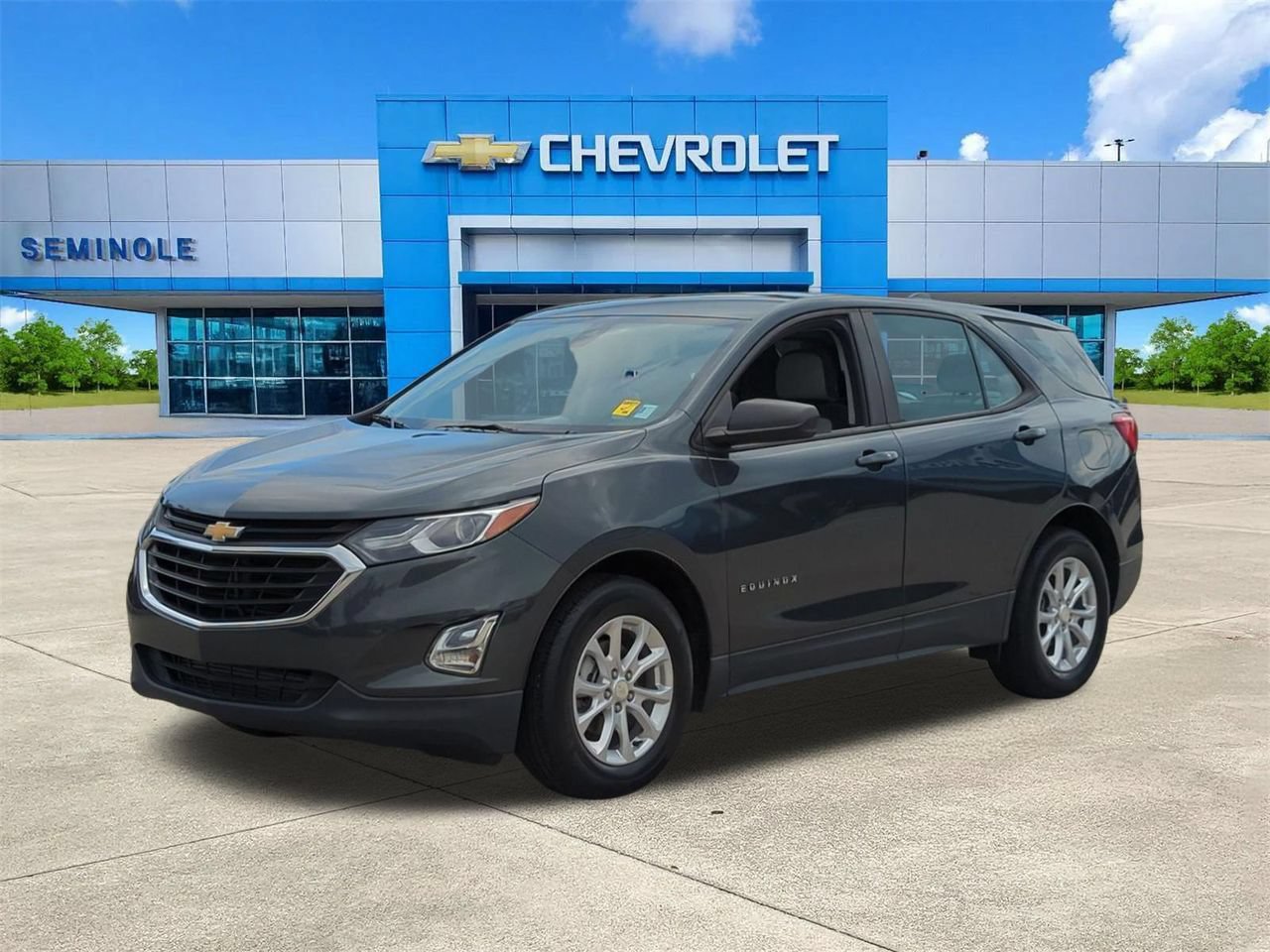 Certified 2020 Chevrolet Equinox LS FWD image 2