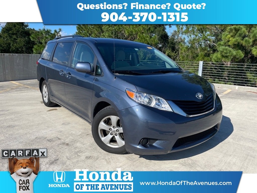 Used 2014 Toyota Sienna LE